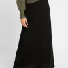 Maxi Skirt - Black