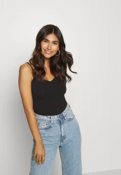 Anna Field 2 Pack - Top - White/Black -Anna Field Shop 008314c9468e4b1c8da1abab9beafacc scaled