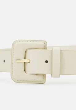 Anna Field Belt -Off-White 5 Anna Field Belt -Off-White -Anna Field Shop 1a35085412534f7fb4d92e0c0e1a20e9 scaled