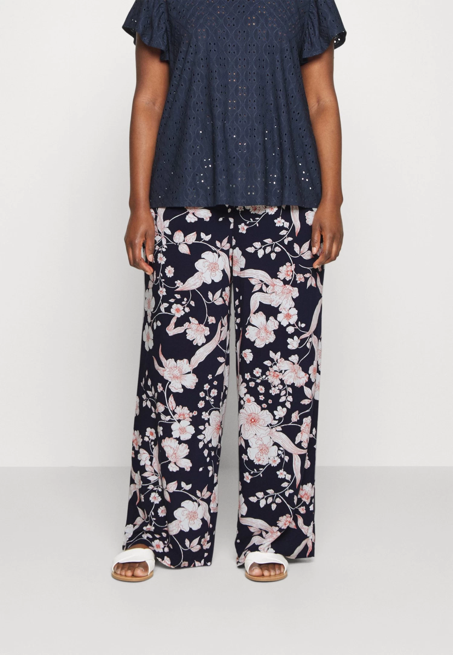 Trousers - Multi-Coloured/Off-White 1 Trousers - Multi-Coloured/Off-White