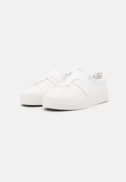 Anna Field Slip-Ons - White -Anna Field Shop 1f95d0b584f545dca6dd424bf91471e1 scaled