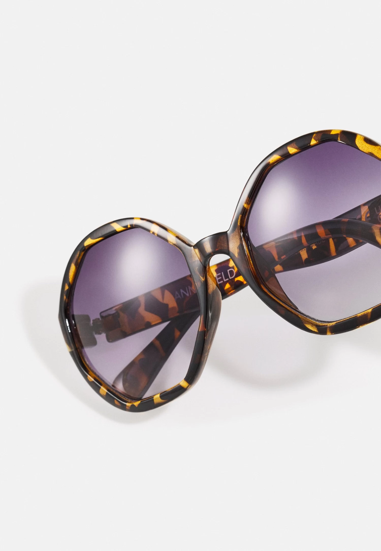 Anna Field Sunglasses - Brown 4 Anna Field Sunglasses - Brown - Image 4