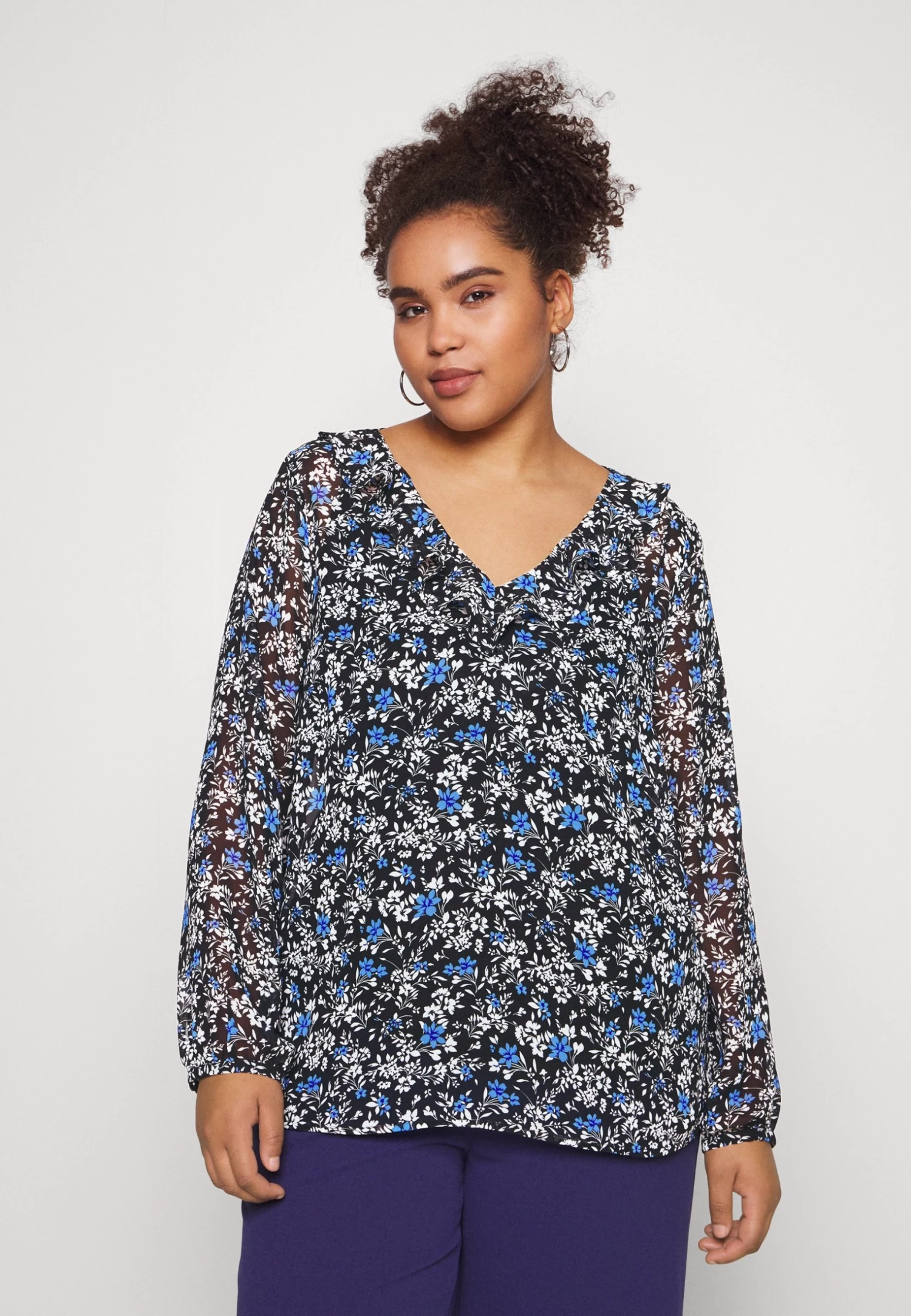 Blouse - Black 1 Blouse - Black