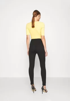Anna Field Punto Leggings With Button Detail - Leggings - Trousers - Black -Anna Field Shop 33f906a6b264471e94805b4626428f72 scaled