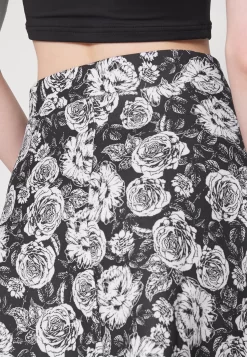 A-Line Skirt - Black/White -Anna Field Shop 3a80a75ead6d463b8155f7b9a43e073c scaled