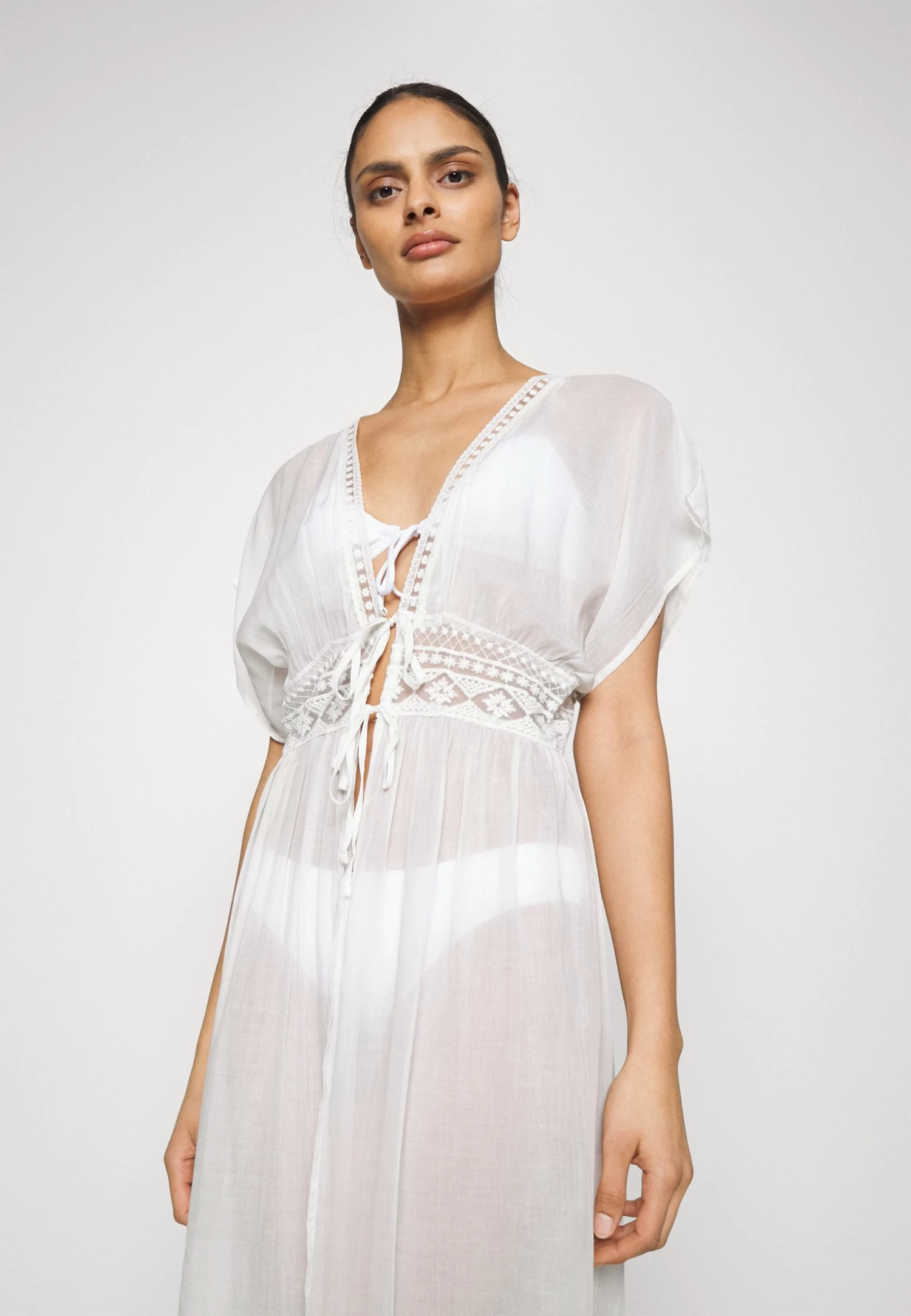Anna Field Embroidered Cover Up/ 802 - Black - Beach Accessory - 001 - White 4 Anna Field Embroidered Cover Up/ 802 - Black - Beach Accessory - 001 - White - Image 4