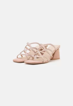 Anna Field Leather- Heeled Mules - Light Pink -Anna Field Shop 47c5baf369ff4979a510e7f90f0a72e3 scaled