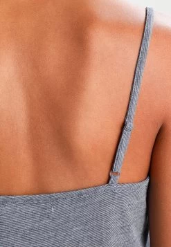 Anna Field Sarah Short Pj Set- Pyjama Set - Off-White/Dark Blue -Anna Field Shop 49d51a315b42407db76066305cc81b2a