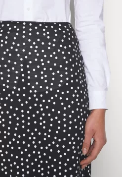 Pencil Skirt - Pencil Skirt 9 Pencil Skirt - Pencil Skirt -Anna Field Shop 5795a4954ee7452aaa47c6d3eef23a6c scaled