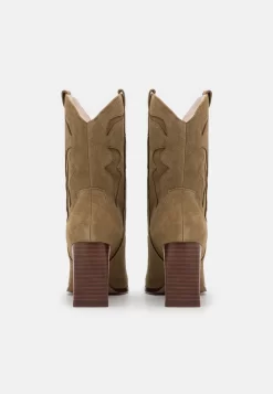 Anna Field Leather - Cowboy/Biker Ankle Boot - Khaki 9 Anna Field Leather - Cowboy/Biker Ankle Boot - Khaki -Anna Field Shop 596933fd169245fa8291e7ca7a56aa89 scaled