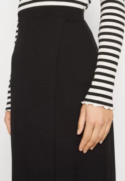 Anna Field Wrap Skirt - Wrap Skirt -Anna Field Shop 5debd3098a9845cb8c6becbe86af6460 scaled