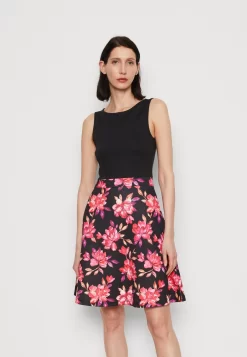 Anna Field Shop 11 Anna Field Day Dress - Black/Red/Purple