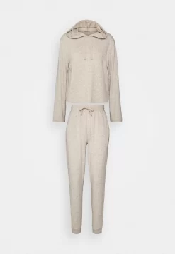 Anna Field Pyjamas - Pyjamas -Anna Field Shop 6613965a8c1c48e78bcf575d43a8c6ff scaled