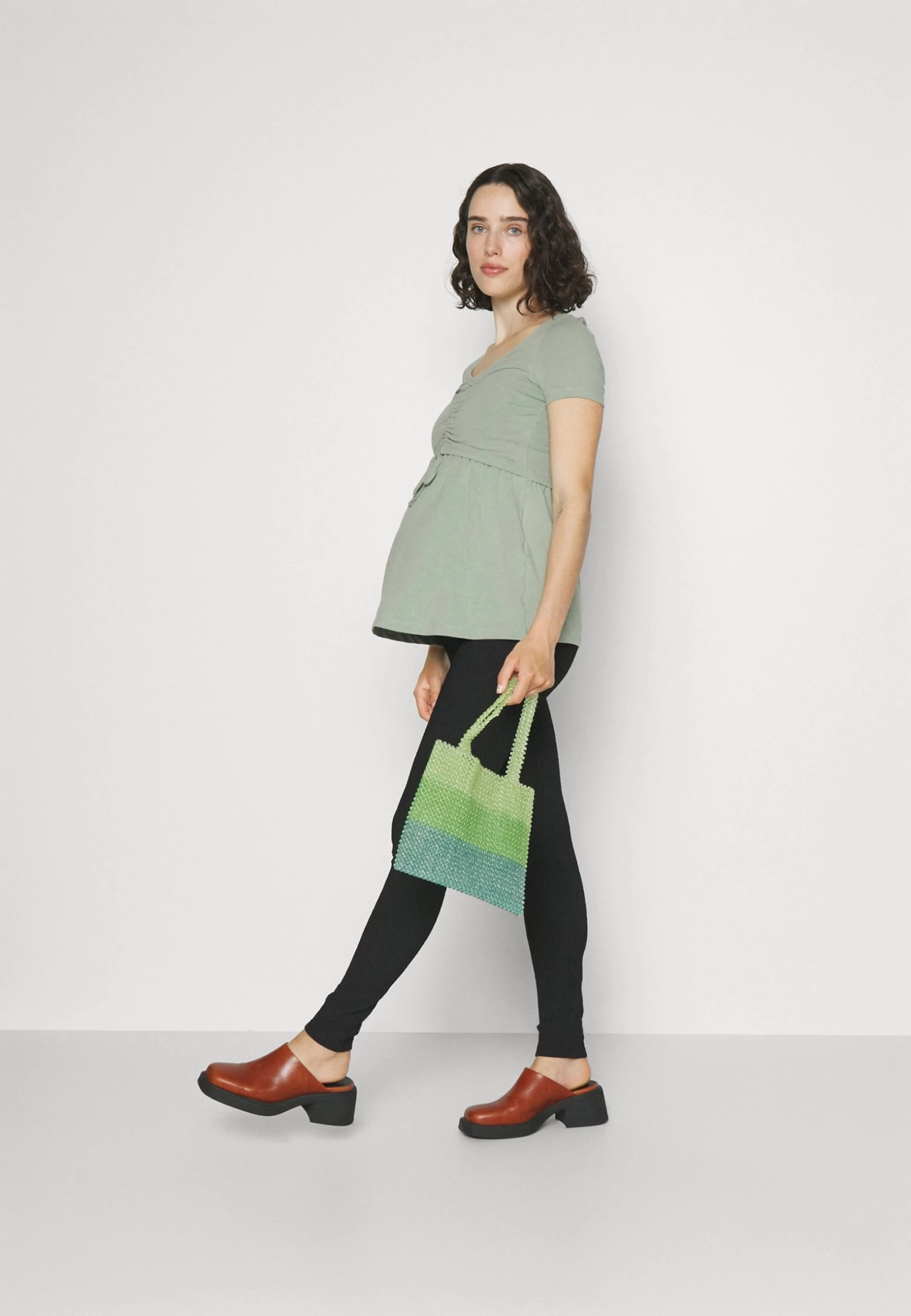 Basic T-Shirt - Basic T-Shirt 2 Basic T-Shirt - Basic T-Shirt - Image 2