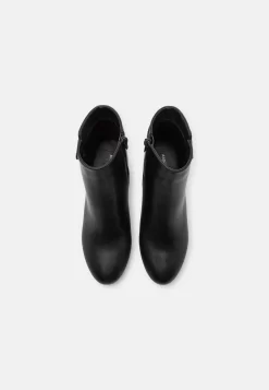 Wide Fit - Classic Ankle Boots - Black 11 Wide Fit - Classic Ankle Boots - Black -Anna Field Shop 6a9148fae68a4c0c9352fa1946c37b40 scaled