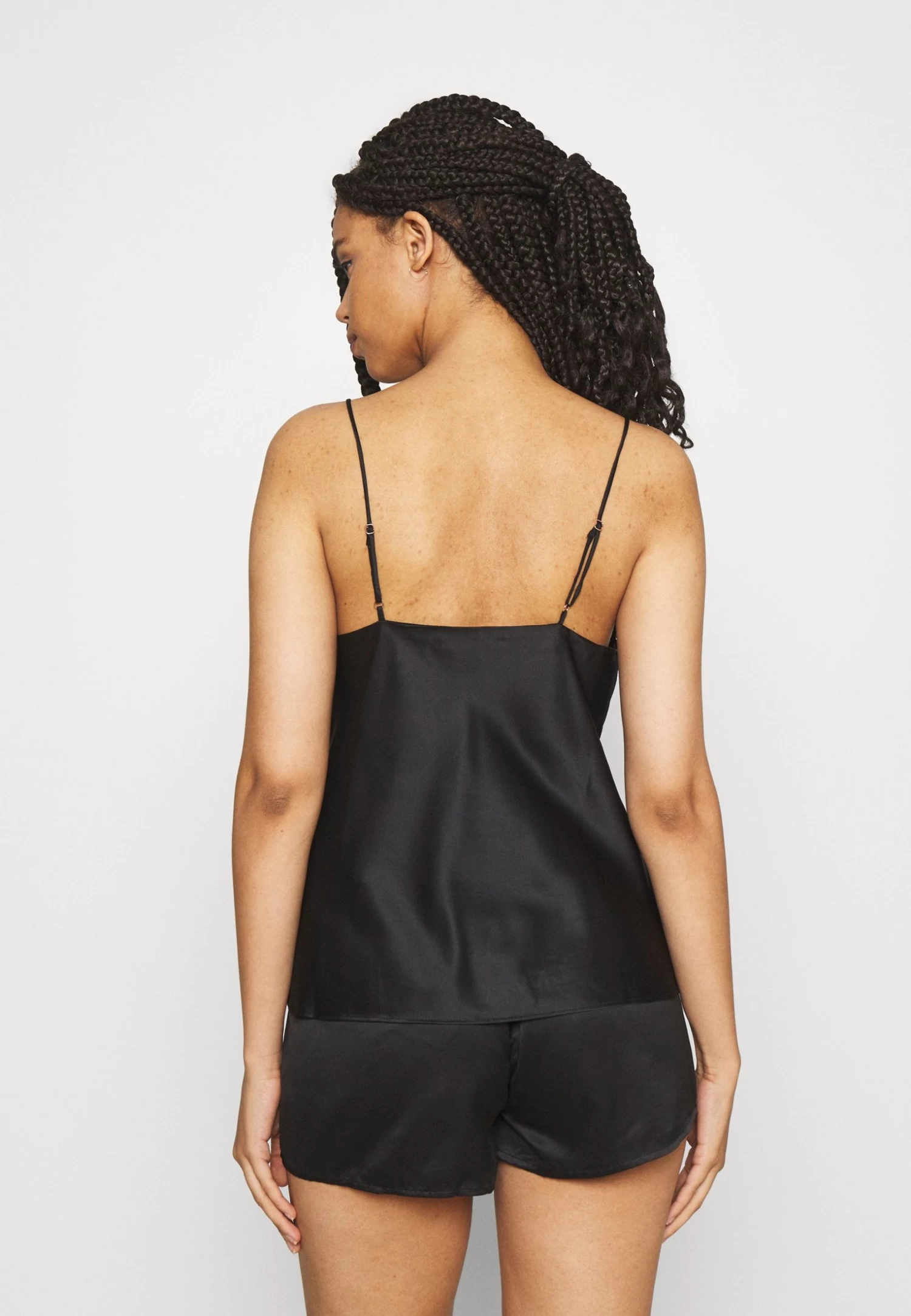 Anna Field Simple Satin Short Set - Pyjamas 3 Anna Field Simple Satin Short Set - Pyjamas - Image 3