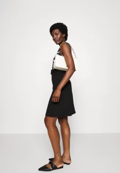 Anna Field Punto Mini - Mini Skirt 11 Anna Field Punto Mini - Mini Skirt -Anna Field Shop 7d8d71b9b32a4030b8137410b8c60344 scaled