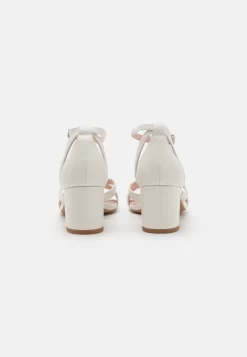 Leather Wide Fit - Sandals - White 9 Leather Wide Fit - Sandals - White -Anna Field Shop 7f8175545a0d4e88a2c7d06978c49438 scaled
