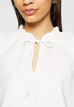 Anna Field Top - Off-White -Anna Field Shop 80628062058e4db984c949e77b558260 scaled