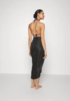 Anna Field Geo Print Sarong / 917 - Multi-Coloured - Wrap Skirt - 802 - Black 7 Anna Field Geo Print Sarong / 917 - Multi-Coloured - Wrap Skirt - 802 - Black -Anna Field Shop 8f78ad6348704f58a4af308f575bd529 scaled