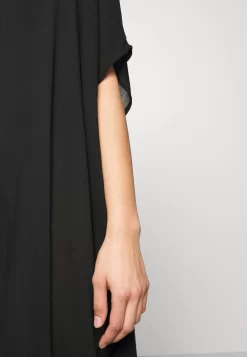 Anna Field Beach Accessory - Beach Accessory -Anna Field Shop 9b6a41887de0441092b18f3a40f5f73f scaled