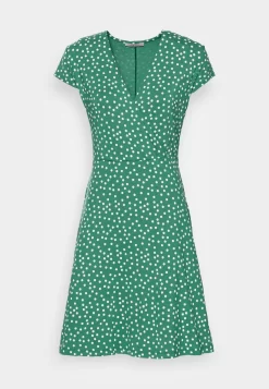 Anna Field Jersey Dress - Green/White -Anna Field Shop b1a27d7130f2404f8518c912c1ed44ff scaled