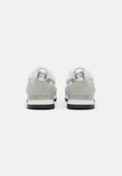 Trainers - Grey -Anna Field Shop bd531f2be9c94a15b71e3330158fd842 scaled