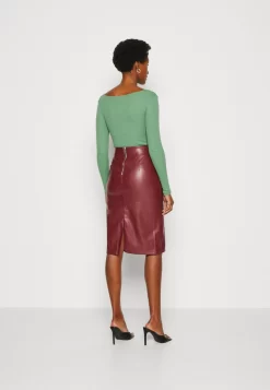 Anna Field Pencil Skirt - Bordeaux -Anna Field Shop c5c73641d9894455b29f4dd26b4c3f04 scaled
