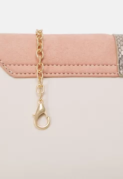 Anna Field Clutch - Offwhite/Pink 8 Anna Field Clutch - Offwhite/Pink -Anna Field Shop c7fc21b29da24a5e83c76a2e0d50e9e1 scaled