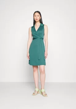 Anna Field Day Dress - Green -Anna Field Shop d824bde5a8ce45369b973a8d08ef071b scaled