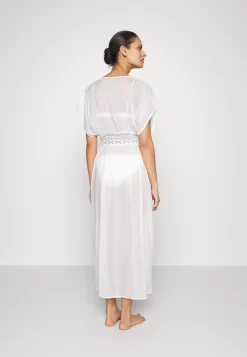 Anna Field Embroidered Cover Up/ 802 - Black - Beach Accessory - 001 - White 8 Anna Field Embroidered Cover Up/ 802 - Black - Beach Accessory - 001 - White -Anna Field Shop dbadf91325544a1ca98f991a169e39ee scaled