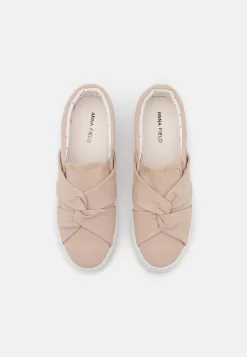 Anna Field Slip-Ons - Beige -Anna Field Shop dffb621f9a4f4f63bc4a55347e9e5fac scaled