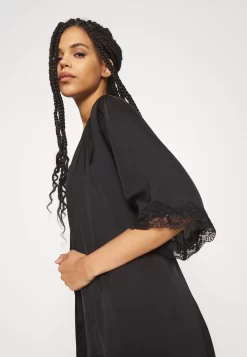 Anna Field Dressing Gown - Black -Anna Field Shop e0081cfd22a84dcbbf8c9793fd4c8731 scaled