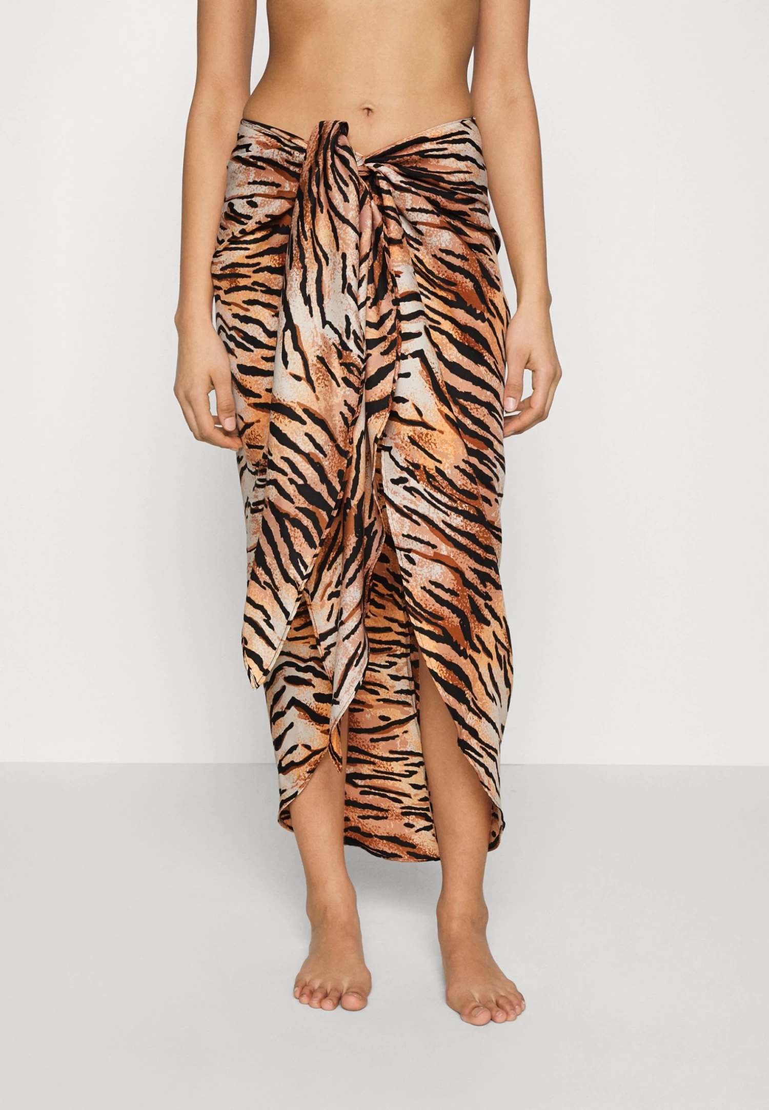 Anna Field Geo Print Sarong / 917 - Multi-Coloured - Wrap Skirt - Multi-Coloured 1 Anna Field Geo Print Sarong / 917 - Multi-Coloured - Wrap Skirt - Multi-Coloured