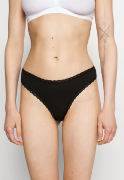 Anna Field 5 Pack - Thong - Black/White/Nude -Anna Field Shop e7a32c4118da424f8fedbe2abbee0c6b scaled