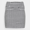 Anna Field Mini Skirt - Black/White