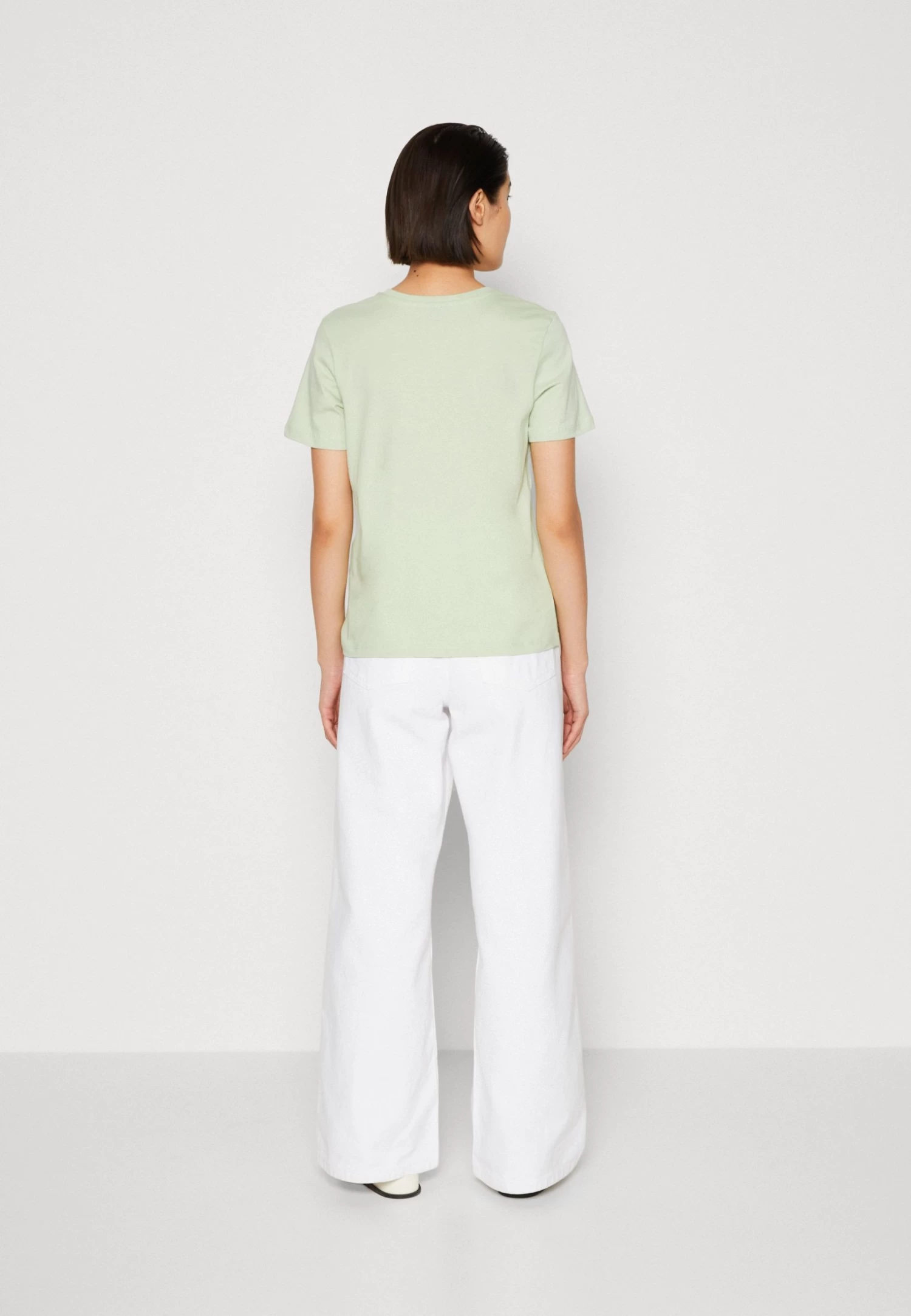 Anna Field Print T-Shirt - Green 3 Anna Field Print T-Shirt - Green - Image 3