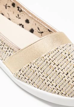 Anna Field Slip-Ons - Beige -Anna Field Shop fb1966fecbe246c5a214fd3beda409ed