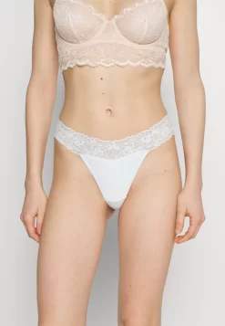 Anna Field 5 Pack - Thong - White/Nude -Anna Field Shop fdfb56726896494baa575cbe778a2f82 scaled